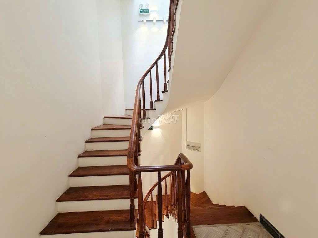 NHÀ ĐẸP GIÁ TỐT - 116C Hoàng Hoa Thám, P12, TB - 5x18m, 4 Tầng, 360m2