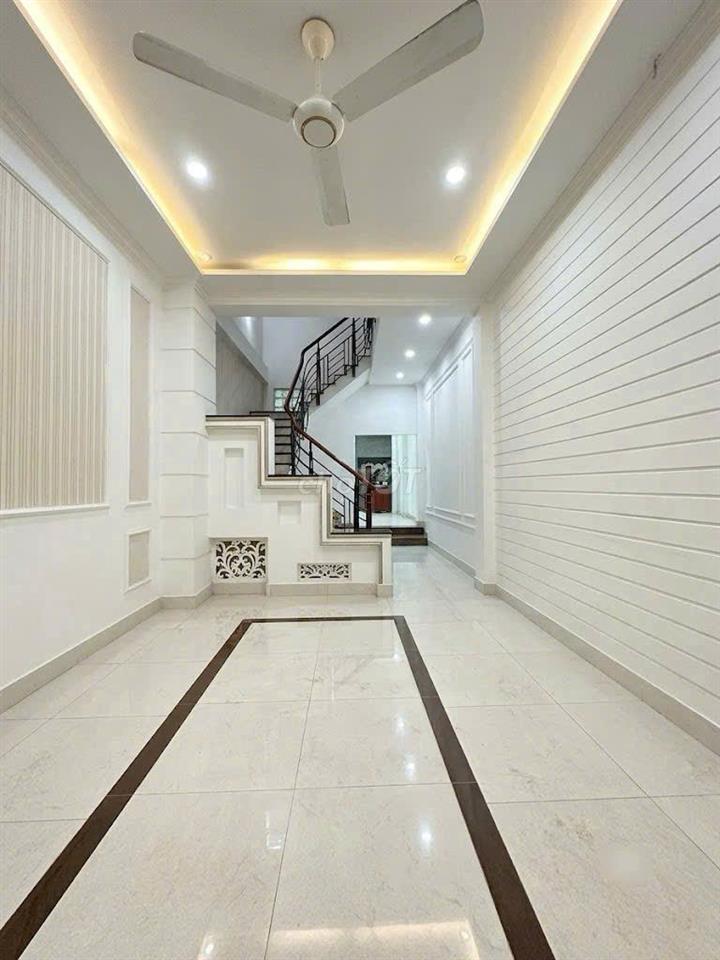 NHÀ MẶT TIỀN ĐẸP - 234C Lê Văn Sỹ, P1, Tân Bình - 4x20m, 4 Tầng, 300m2
