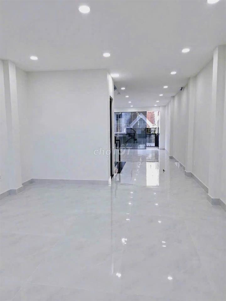 TÒA NHÀ MỚI ỐP KÍNH - 31D Út Tịch, P4, Tân Bình - 5x20m, 4 Tầng, 400m2