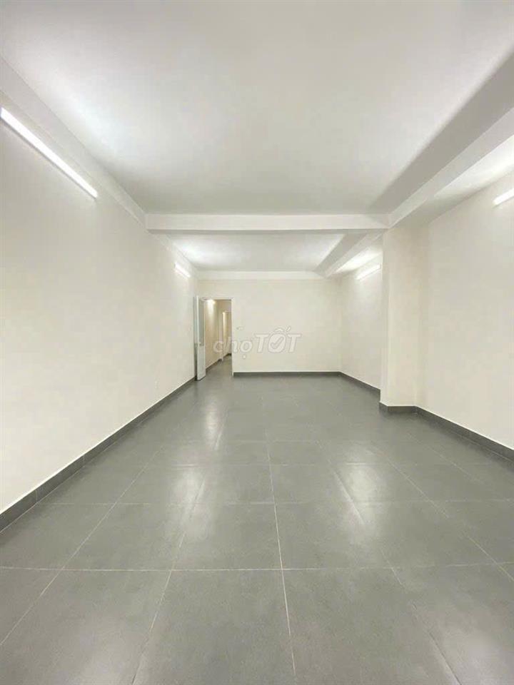 NHÀ ĐẸP ĐƯỜNG HOA - 104E Hoa Phượng, P2, PN - 5x22m, 3 Tầng, 330m2