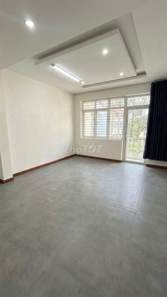 NHÀ CÓ HẦM VIP K300 - 56A Nguyễn Minh Hoàng, TB - 4x19m, 5 Tầng, 380m2