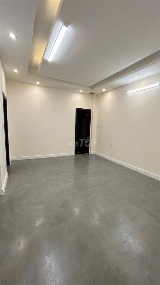 NHÀ CÓ HẦM VIP K300 - 56A Nguyễn Minh Hoàng, TB - 4x19m, 5 Tầng, 380m2
