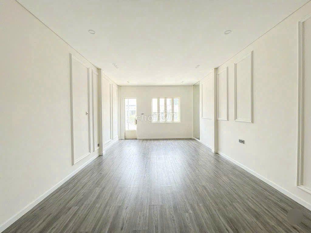 NHÀ SÁNG SẠCH RỘNG - 31C Út Tịch, P4, Tân Bình - 4x19m, 4 Tầng, 300m2