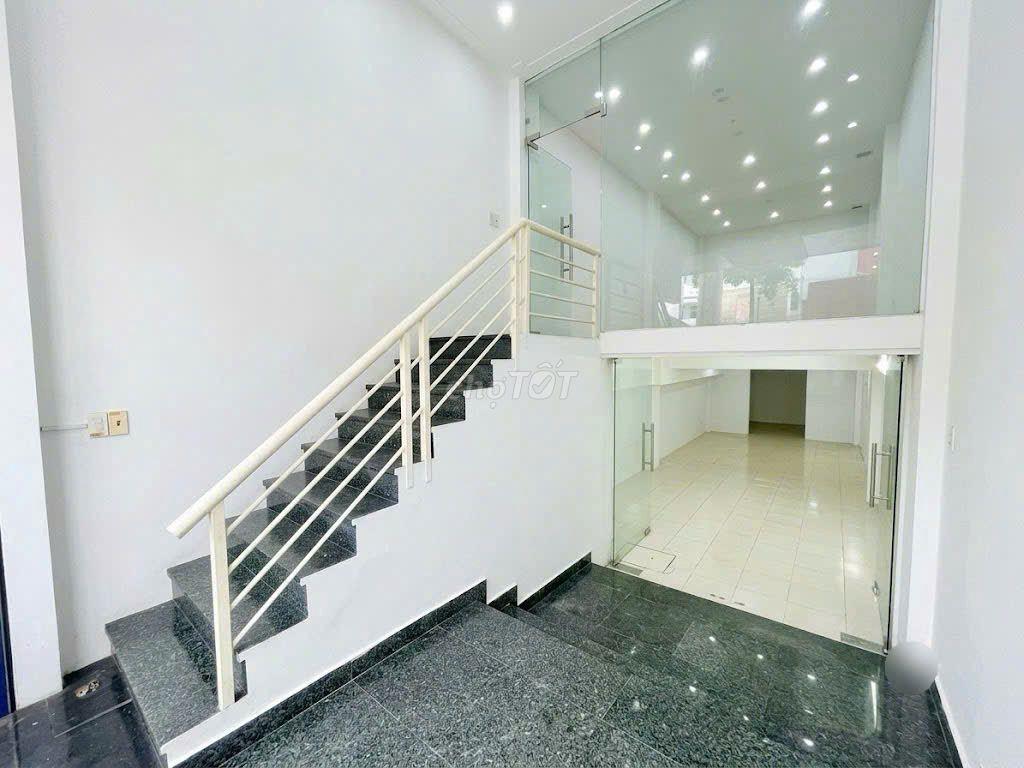 SIÊU PHẨM CÓ HẦM - 226E Huỳnh Văn Bánh, P11, PN - 4x19m, 6 Tầng, 450m2