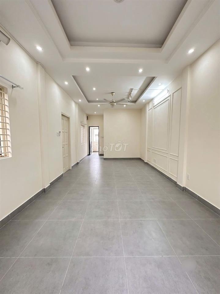 Cho thuê nhà nguyên căn Lê Văn Sỹ, P12 , Q3- 5x17m, 4 Tầng, 340m Trống