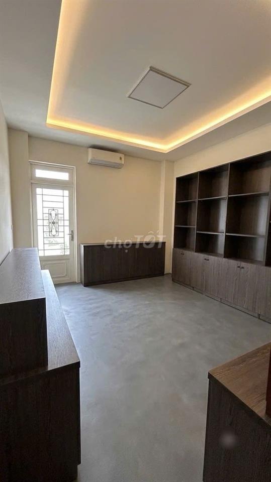 SIÊU PHẨM THANG MÁY- 97C Đồng Đen, P12, Q. TB- 4.2x17m, 5 Tầng, 320m2