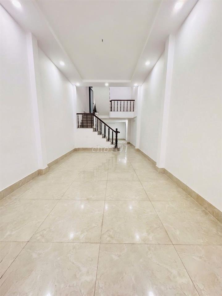 SIÊU PHẨM TRỆT SUỐT- 230A Lê Văn Sỹ, P1, Tân Bình- 5x20m,4 Tầng, 400m2