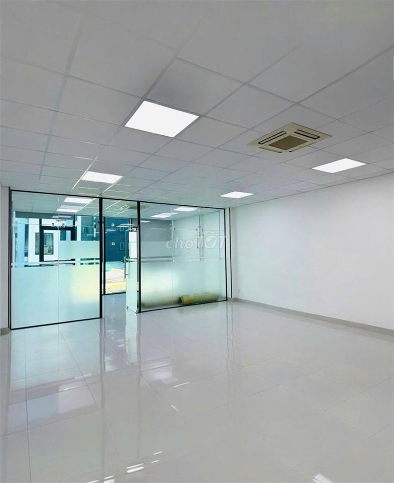 SIÊU PHẨM ỐP KÍNH - 11A Thăng Long, P.4, TB - Có Thang Máy, Sàn Suốt