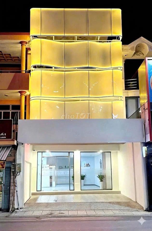 SIÊU PHẨM ỐP KÍNH-235A Hoàng Hoa Thám, P.13, Q.TB -Sàn Suốt-DTSD 450m2