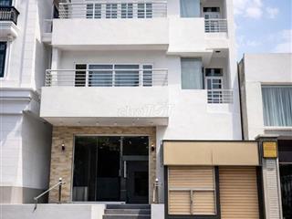 CHO THUÊ BIỆT THỰ - 168A Hoa Lan, P.2, PN - Hầm Xe, Sàn Suốt, Ngang 8m