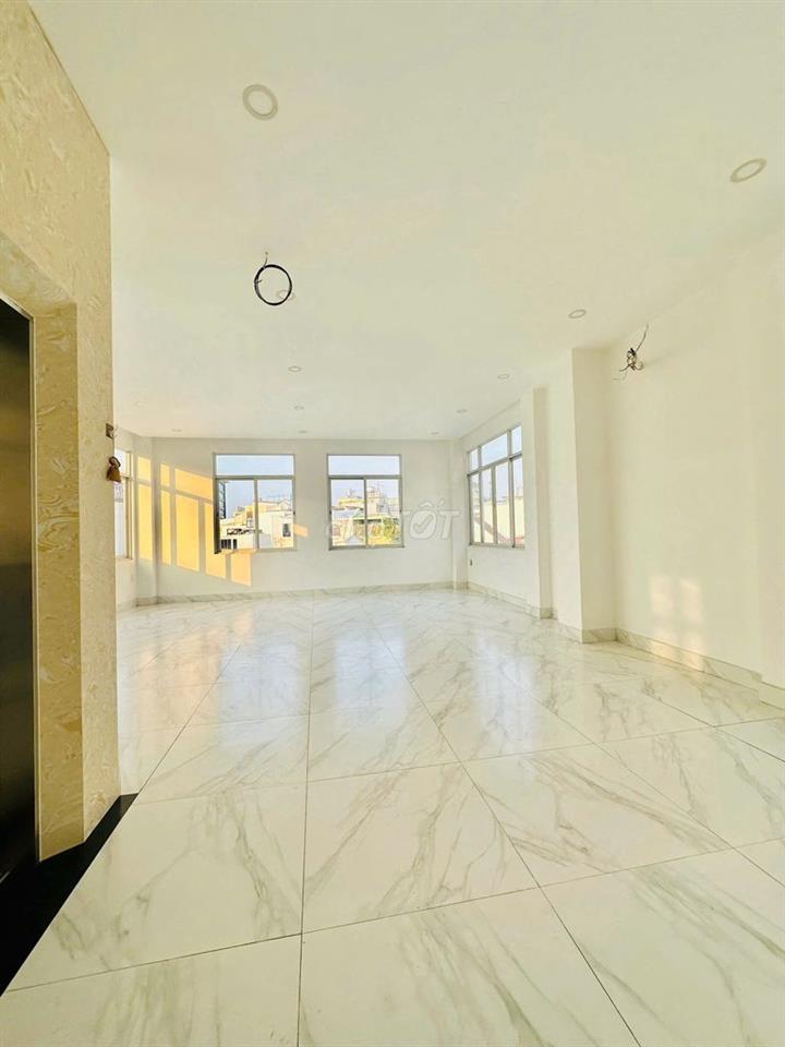SIÊU PHẨM KHU VIP - 124A Hoa Lan, P.2, Phú Nhuận – Thang Máy, Sàn Suốt