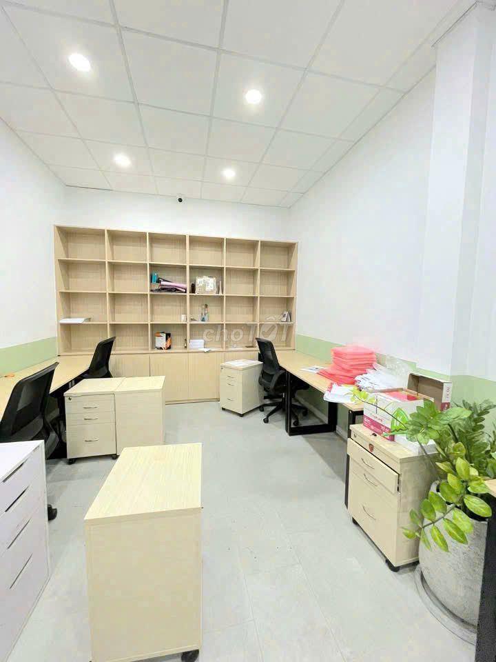SIÊU PHẨM KHU VIP - 124A Hoa Lan, P.2, Phú Nhuận – Thang Máy, Sàn Suốt