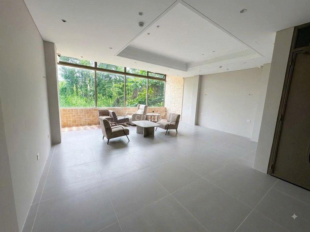 TÒA NHÀ KHU VIP - 86A Phổ Quang, P.2, Tân Bình - Hầm Xe, Thang Máy