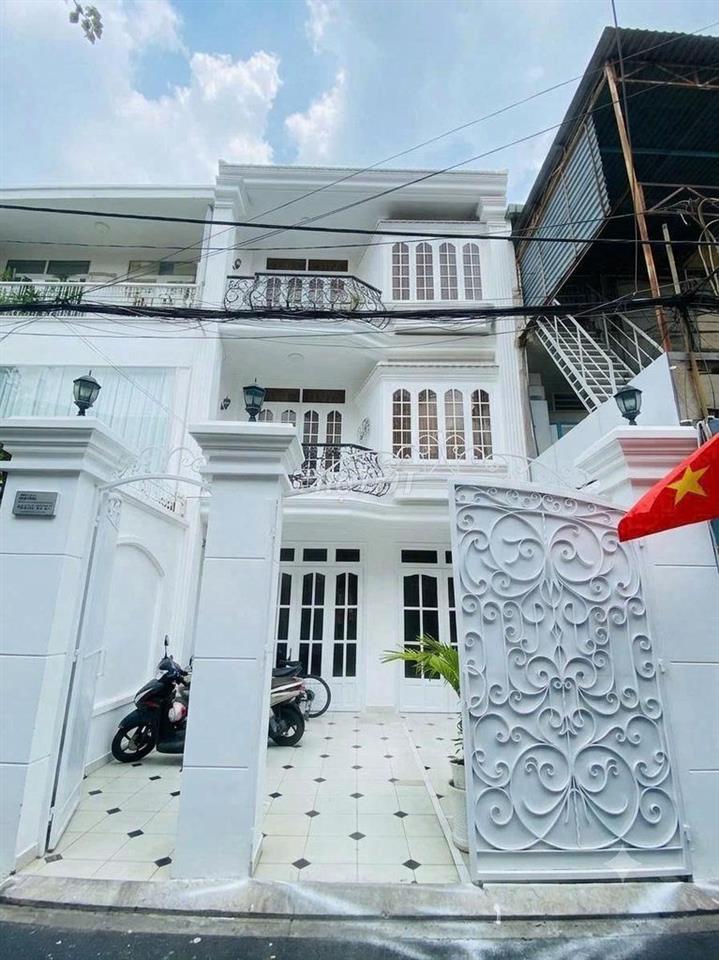 BIỆT THỰ MINI Nguyễn Trọng Tuyển, P.8, Q.PN - DTSD 360m2, Ngang 6m