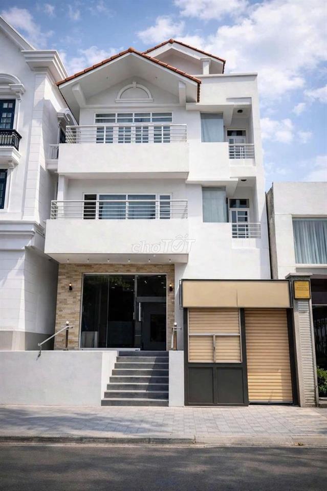BIỆT THỰ K300 -Hoàng Hoa Thám, P.12, TB - DTSD 500m2, Sàn Suốt, 4 Tầng
