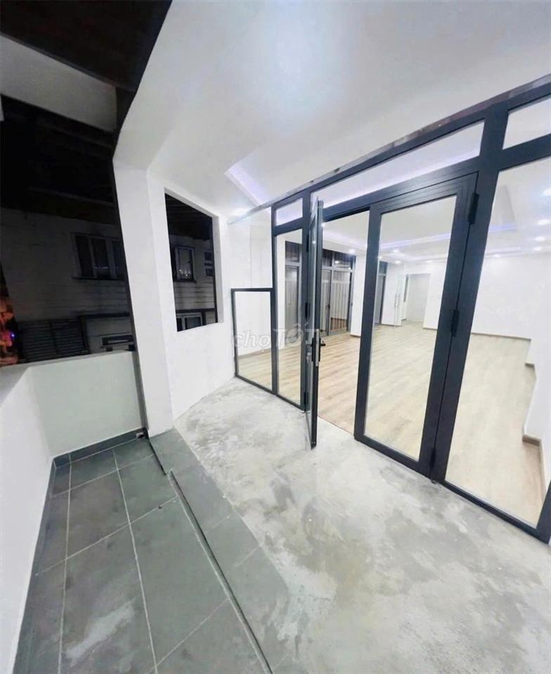 GÓC 2MT KHU Vip PXL - Hoa Lan, P2, PN - Ngang 5m, Sàn Suốt, 350m2 Sàn