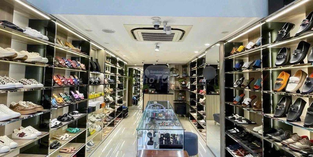 𝐌Ặ𝐓 𝐁Ằ𝐍𝐆 𝐇Ẻ𝐌 𝐗𝐄 𝐇Ơ𝐈 – 𝐒Ư 𝐕Ạ𝐍 𝐇Ạ𝐍𝐇 ✔️ 𝟕𝟎𝐌² | 𝐆Ầ𝐍 𝐕Ạ𝐍 𝐇Ạ𝐍𝐇 𝐌𝐀𝐋𝐋