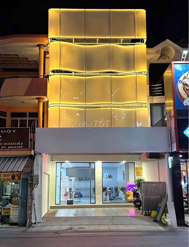 CỰC PHẨM NGANG 8m – 368A Nguyễn Văn Trỗi - P10 - Phú Nhuận