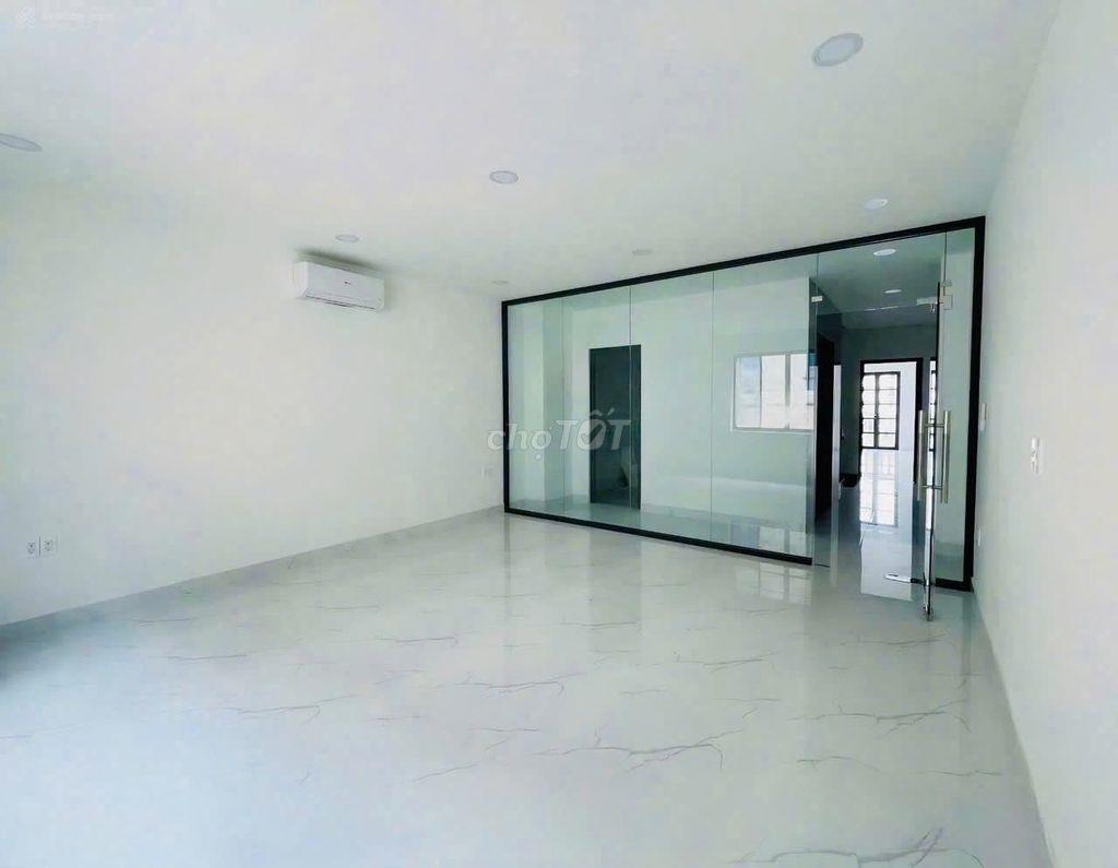 CỰC PHẨM-SIÊU RẺ 31C Hoa Sữa, P7, PN 5 x 20m - 4 Tầng