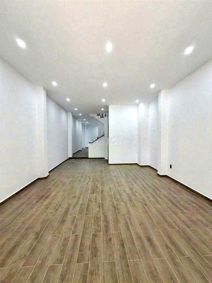 533C Nguyễn Đình Chiểu P4.Q3 - 450M² SÀN – THANG MÁY – MỚI 100%