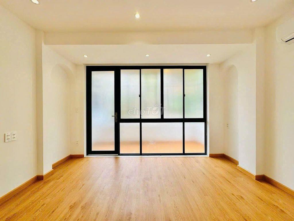 SIÊU RẺ SIÊU ĐẸP - 131A Nguyễn Hồng Đào, P.14, TB - 4 Tầng - 5x18m