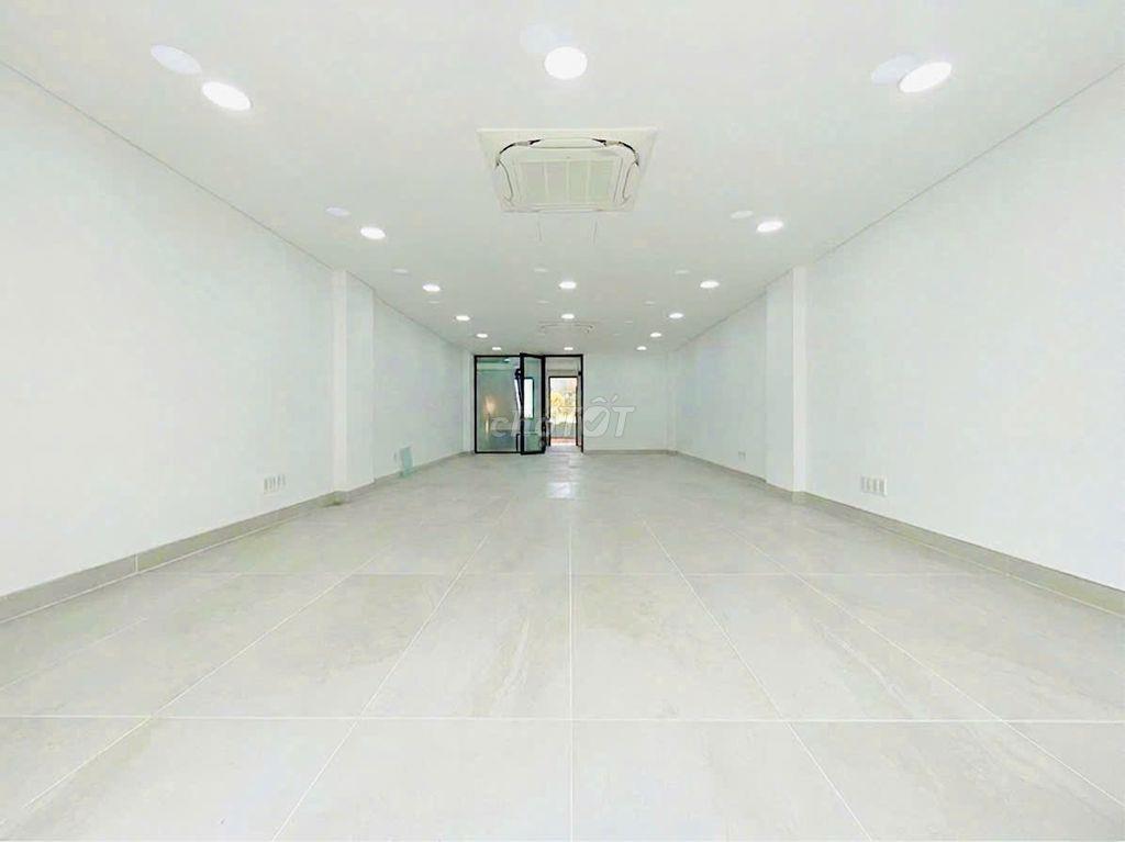 NHÀ ĐẸP ỐP KÍNH- 331C Bàu Cát P14 Tân Bình. .Có thang máy,ngang 6m