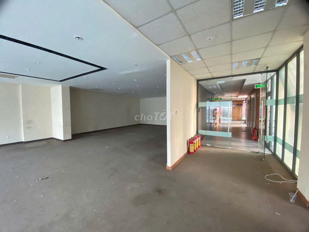 GIÁ THUÊ 28$/M2 TRỤC HÀNH CHÍNH NGUYỄN HUỆ - HƠN 300M2 SÀN – QUẬN 1