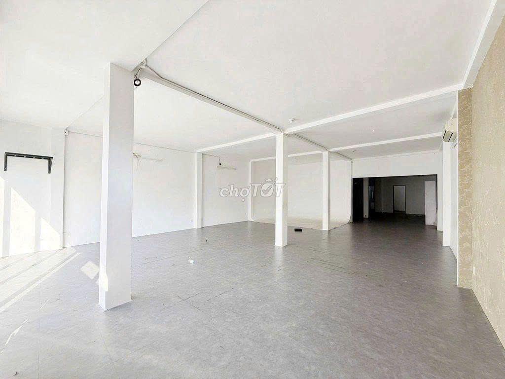 DTSD HƠN 130M2 - CÓ THANG MÁY - TRỐNG SUỐT – 535 ĐIỆN BIÊN PHỦ, Q10