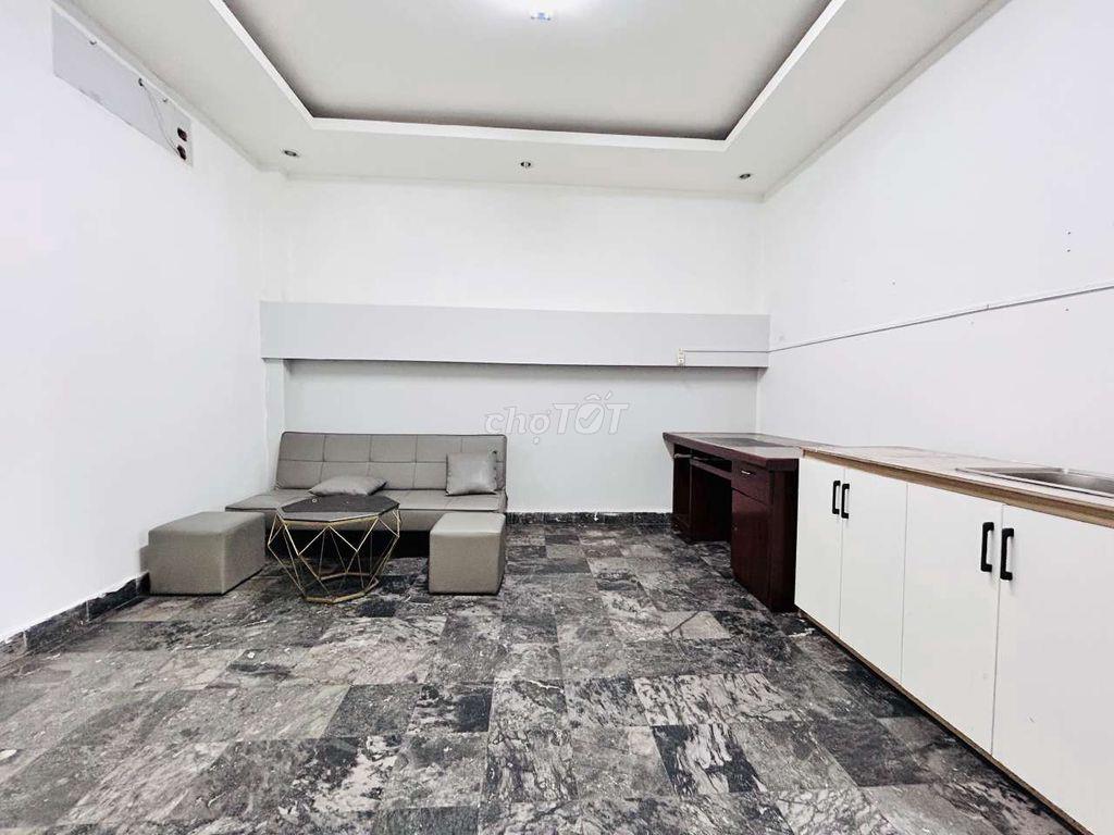 Cho thuê phòng 40m2 có phòng khách phòng ngủ riêng