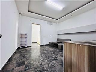 Cho thuê phòng 40m2 có phòng khách phòng ngủ riêng