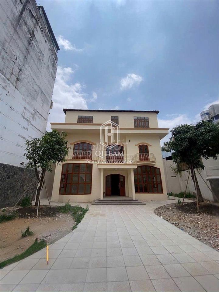 🏢 Khuôn Viên Lớn Hiếm Có – Hồ Biểu Chánh, Phú Nhuận
