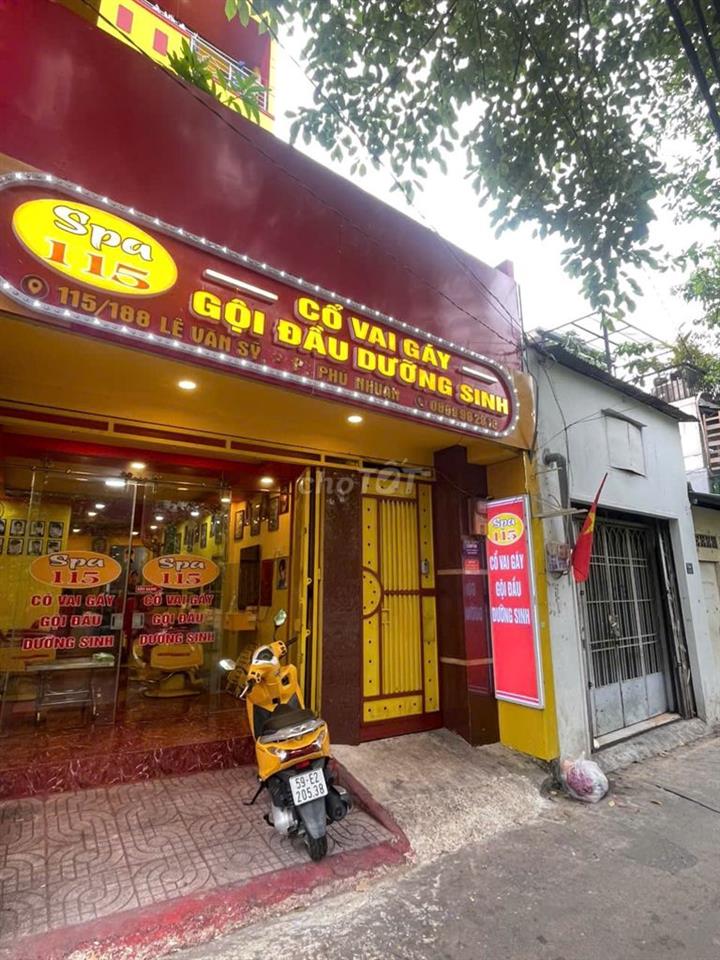 Cho thuê MB Lê Văn Sỹ làm tiệm tóc, massage, có sẵn ghế giường mới.