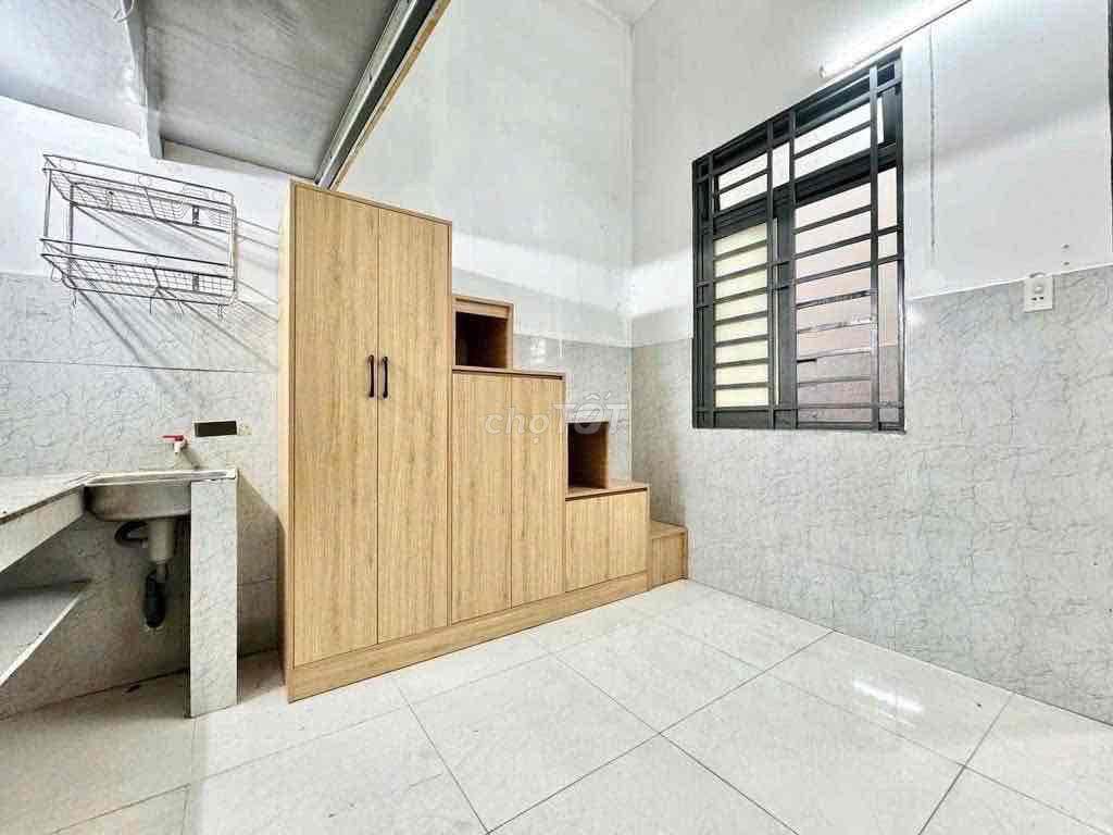 CHO THUÊ PHÒNG TRỌ GIÁ RẺ - GÁC CAO THANG MÁY - GẦN ĐH VĂN HIẾN