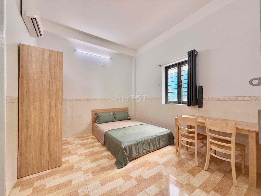 PHÒNG TRỌ STUDIO CỬA SỔ AN NINH THANG MÁY NGAY CÔNG VIÊN GIA ĐỊNH