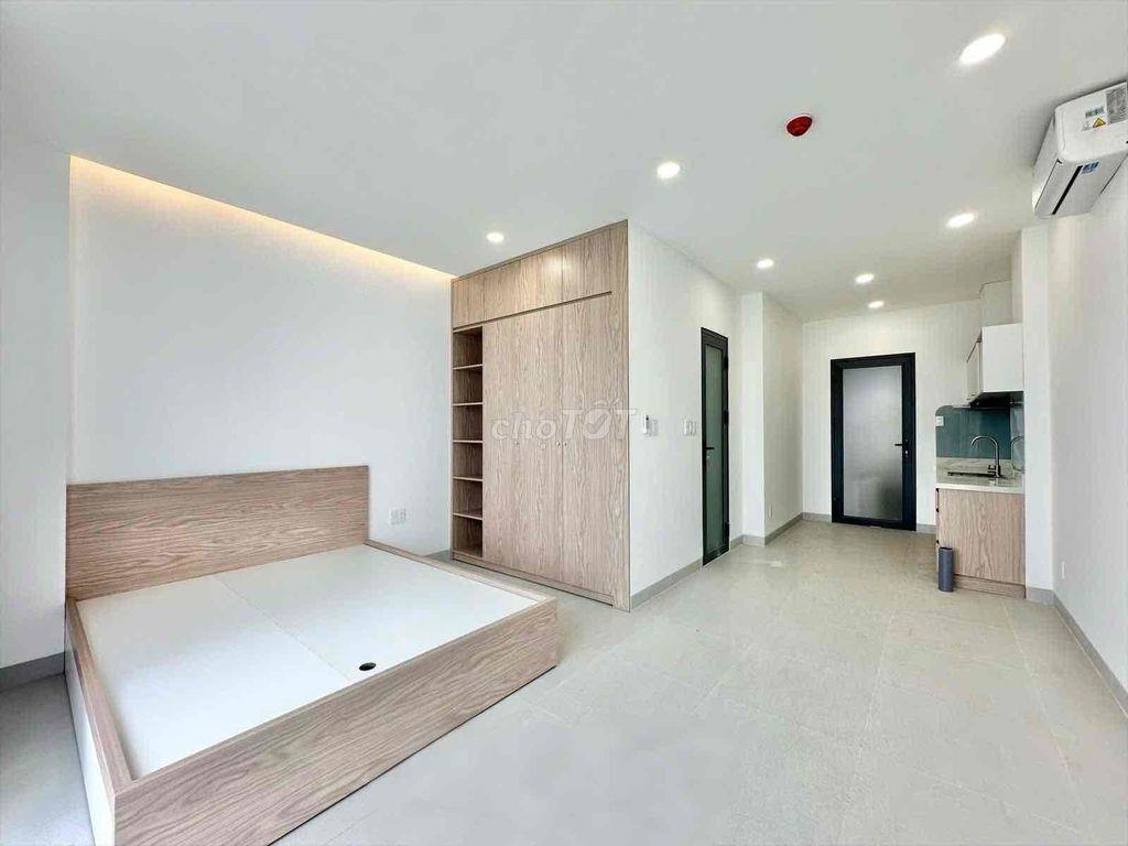 CHO THUÊ CĂN HỘ STUDIO BAN CÔNG NHÀ MỚI NGAY HOÀNG HOA THÁM
