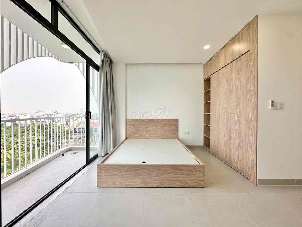 CHO THUÊ CĂN HỘ STUDIO BAN CÔNG NHÀ MỚI NGAY HOÀNG HOA THÁM