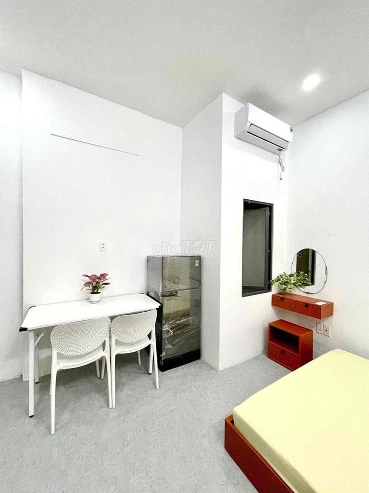 CHO THUÊ CĂN HỘ STUDIO CỬA SỔ TRỜI RỘNG 30m2 FULL NỘI THẤT MỚI