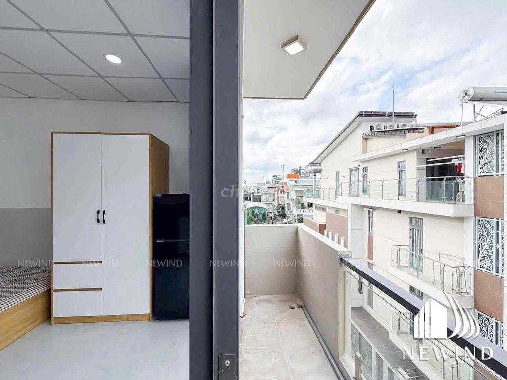 THUÊ PHÒNG STUDIO CÓ BAN CÔNG FULL NỘI THẤT TẠI KHU VỰC ÂU CƠ,BẢY HIÊN