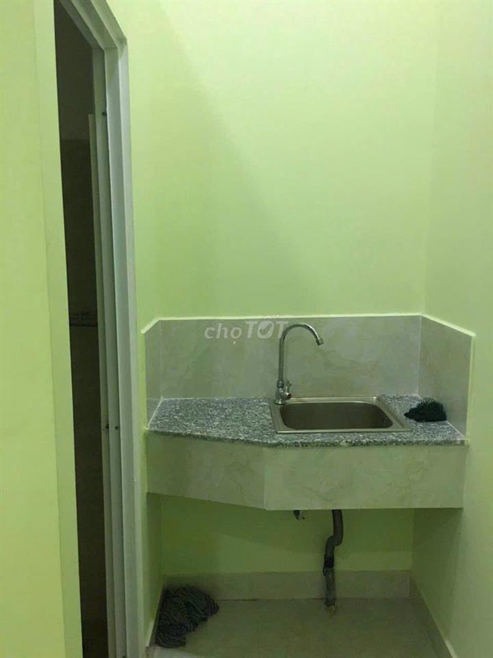Phòng trọ 20m2 mặt tiền đường Phan Tây Hồ Phú Nhuận