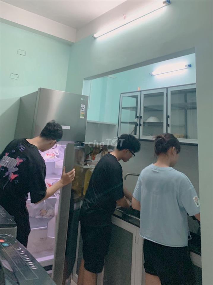 TÌM KTX GẦN TRƯỜNG, GIÁ TỐT KHÓ? CỨ ĐỂ LIVI LO !! Giá chỉ từ 1.300.000