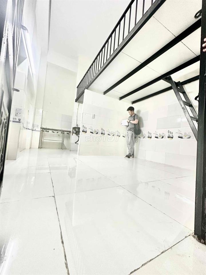 PGác Cao Rộng - ở 3, 4 người Tài nguyên môi trường. An ninh 24/7.