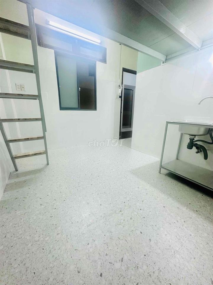PHÒNG MỚI dh công thương - giờ tự do - trường chinh