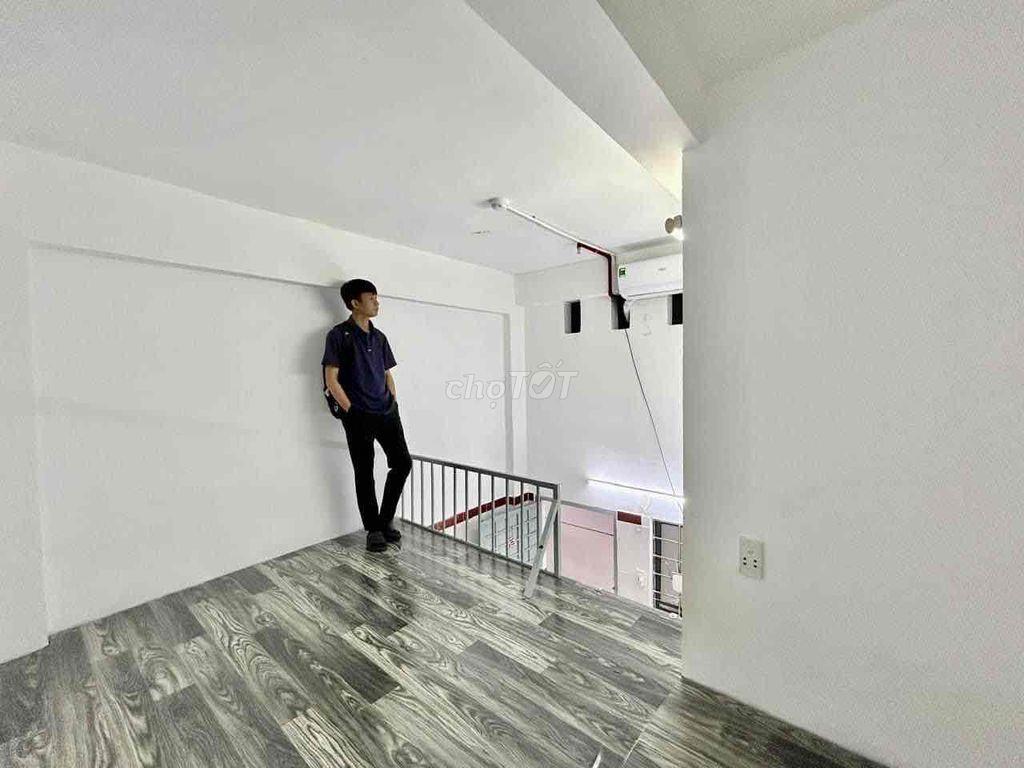trường phi công việt, đh gia định, hvhk - gác cao 3-4 ng