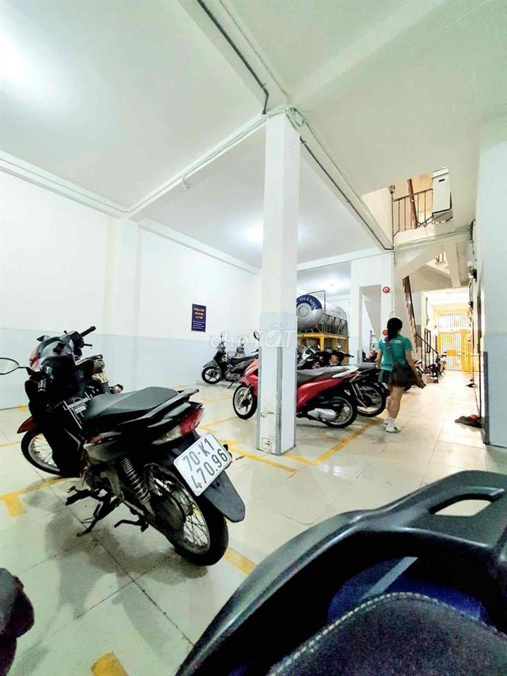 phòng gác rộng rãi 3-4 người ở ngay cộng hoàng - trường chinh