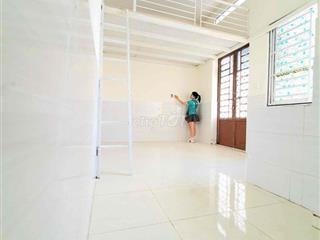 phòng gác rộng rãi 3-4 người ở ngay cộng hoàng - trường chinh