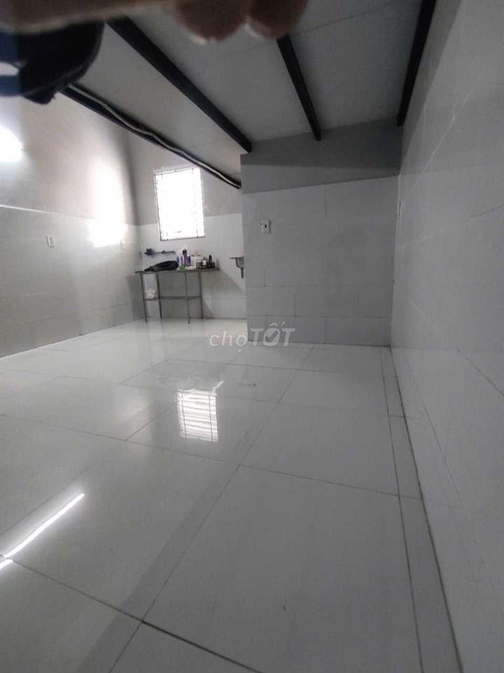Đuplex 30m2 gác cao đến 2M giá sinh Viên