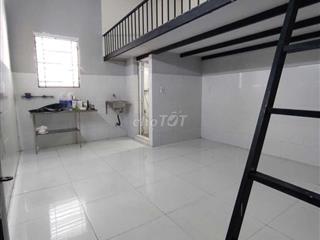 Đuplex 30m2 gác cao đến 2M giá sinh Viên