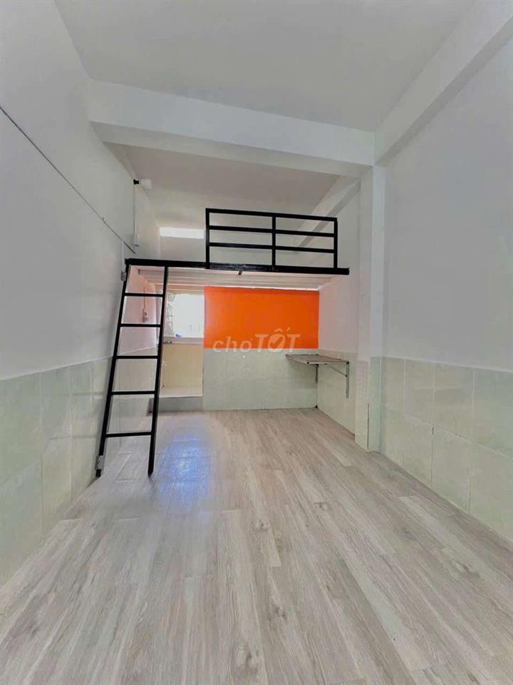 Phòng Trọ Siêu Rẻ 30M2  Ngay Ngã Tư 7 Hiền 