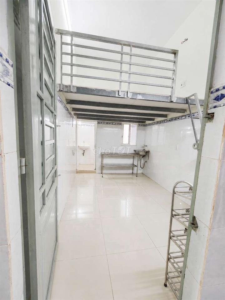 Đuplex 30M2 - Gác Cao 1M9 - Trướng Chinh - Giá Sinh Viên