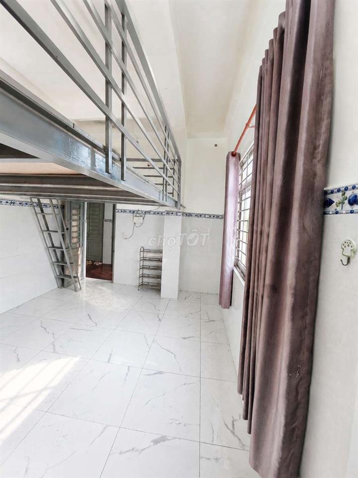 Đuplex 30M2 - Gác Cao 1M9 - Trướng Chinh - Giá Sinh Viên